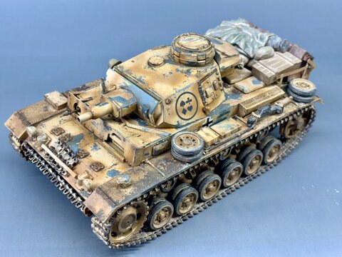 DAK Panzer III N