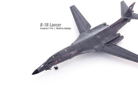 B-1B Lancer_Academy 1/144
