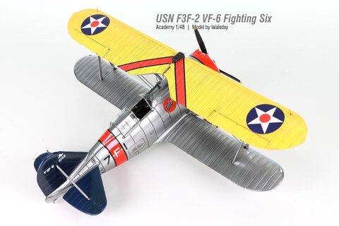 USN F3F-2_Academy 1/48
