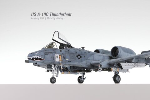 US A-10C_Academy 1/48
