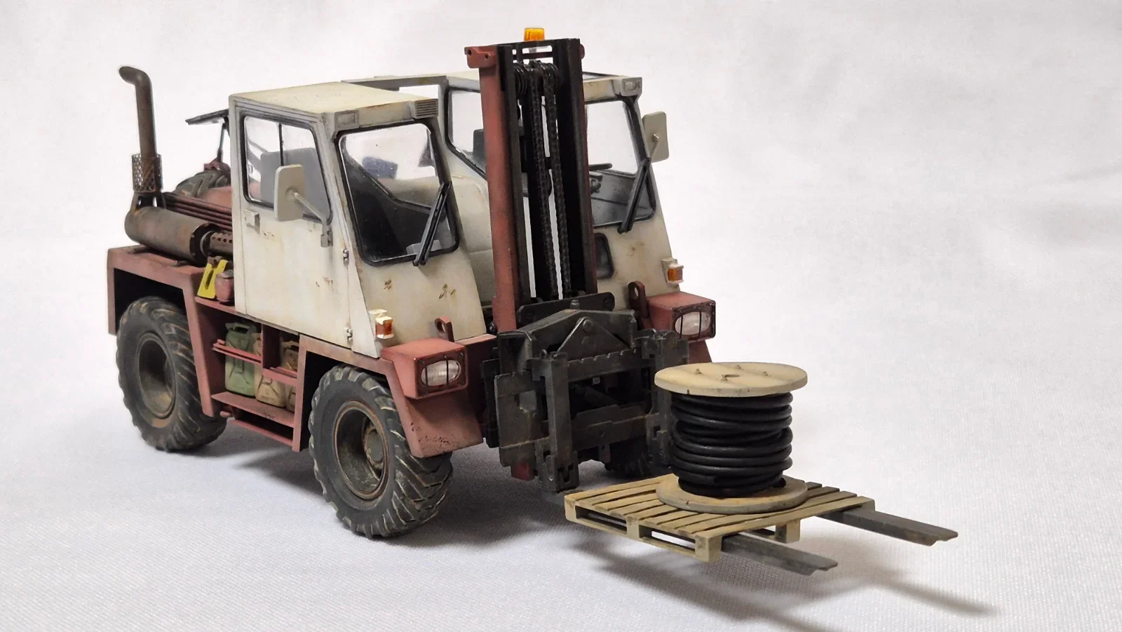 1/35 FUG 2.5T