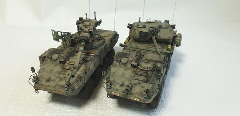 1/35 Stryker M1128 MGS & M1296 Stryker Dragoon