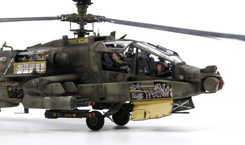 AH-64D Apache - Takom 1/35
