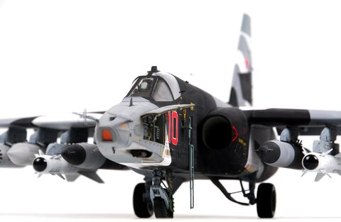 Su-25 Frogfoot - Trumpeter 1/32