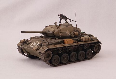 [ITALERI] 1/35 M24 Chaffee