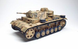 [아카데미1/35 Panzer III Ausf.J -공간장갑형-