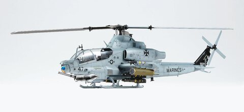   [아카데미] 1/35 USMC AH-1Z VIPER (Shark mouth)