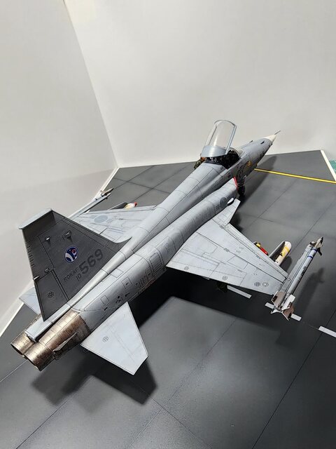 1/48 Academy KF-5E