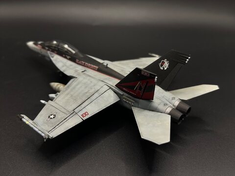 아카데미 1/72 f/a-18f black knight
