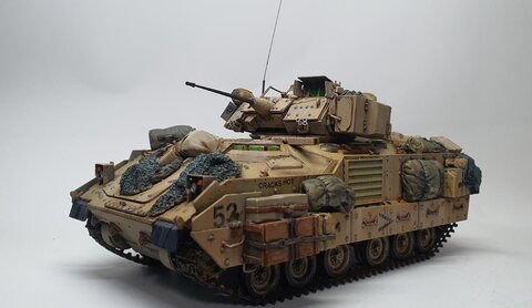 M2A2 Bradley O.I.F