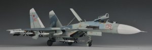 아카데미 1/48 Su-27