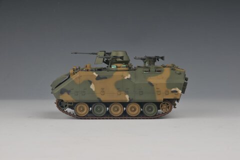 아카데미 1/35 KIFV