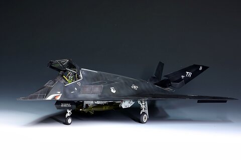 [Tamiya 1/48] F-117A Nighthawk