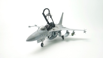 ACADEMY 1/48 FA-50 "ROKAF Fighting Eagle"