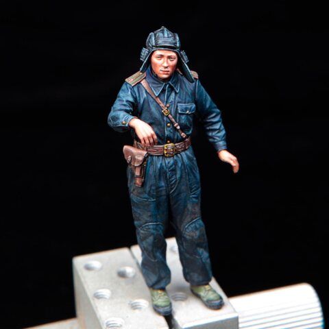 1/35 ARTO 프로덕션 북한군 탱크병