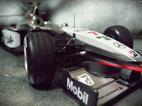 McLaren MP4/13