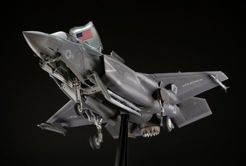 [TAMIYA] 1/72 F-35B LIGHTNING II