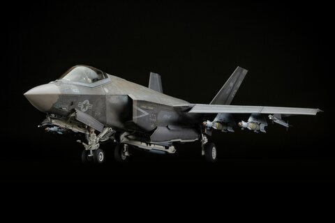 [TAMIYA] 1/48 F-35C LIGHTNING II