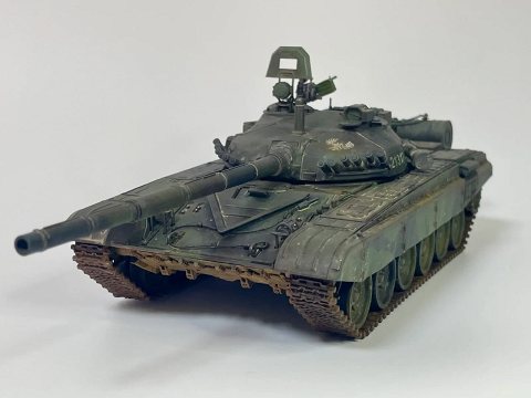 어뮤징 하비 1/35 Yugoslavia Battle Tank T-84A