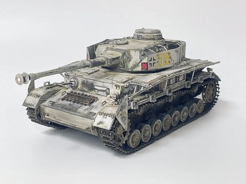 라이필드 1/35 Pz.Kpfw.IV Ausf.J Late Production