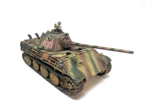 라이필드 1/35 Panther Ausf.F
