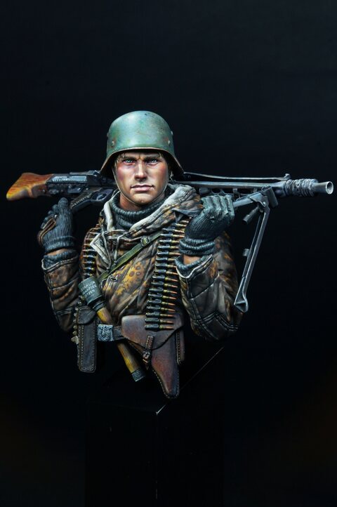 German Machine Gunner - Eastern Front WWII