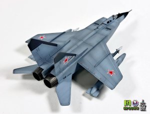 MiG-31 [REVELL 1/144]