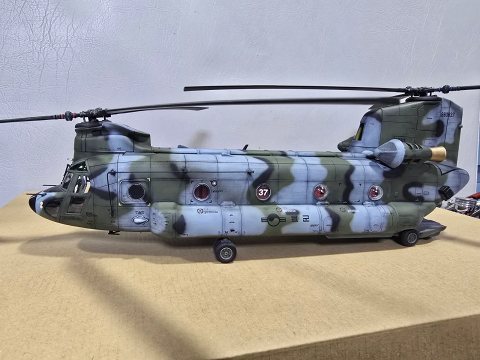 아카데미 1/48 CH-47D 치누크(대한민국 육군형)