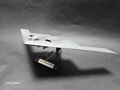 B-2 SPIRIT (아카데미 1/144)