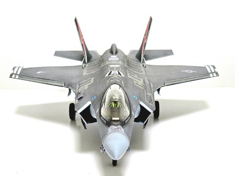 타미야 1/48 F-35A완성 했습니다.