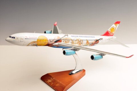 1/144 Airbus A340 Vienna Philharmonics