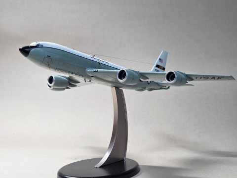 1/144 NKC-135R