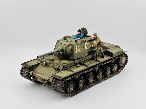 TAMIYA 1/35 "KV-1"