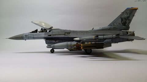 F-16C 블럭40 (타미야 1/32)