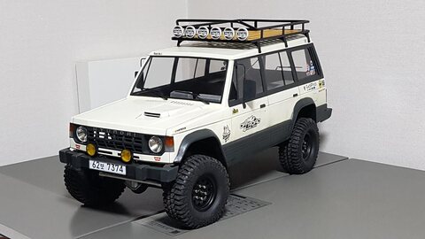 HYUNDAI Galloper 1/10 RC