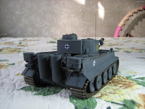 1/35 아카데미 타이거1 R/C개조
