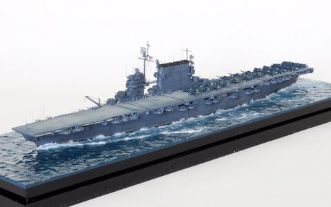 1/700 미국 항공모함 사라토가
