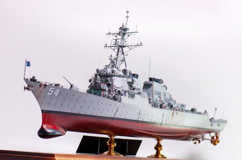 1/200 USS DDG-54 Curtis Wilbur