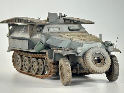 Sd. Kfz.251/7 Pioneer launched bridge