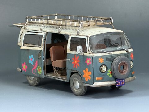 Volkswagen type 2 bus