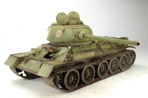 T-34/85 Hungarians rise 1956