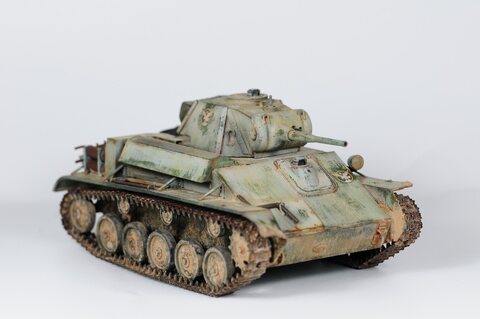 1/35 T-70B 아카데미 (즈베즈다)