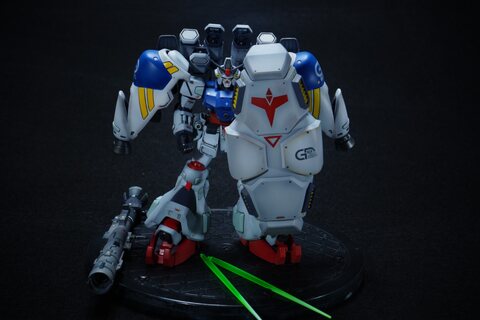 반다이 1/144 HG RX-78GP02A (TYPE-MLRS)