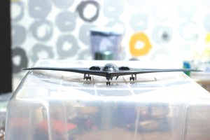 B-2 bomber (revell 1/144)