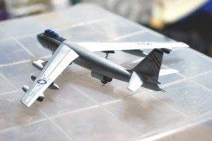 B-47 ( 1/144 Academy)