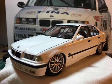 1/24 Hasegawa BMW 318i