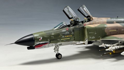1/48 F-4E 베트남 linebacker 작전