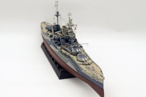 1/700 HMS Malaya