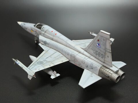 KF-5E 제공호 (1/48 ACADEMY)