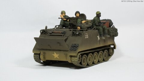 M113